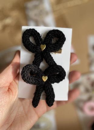 Вязаные заколки, заколки бантики, заколки доя девушек