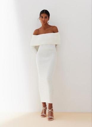 Тренд весни 2024 🔝 біла сукня міді рубчик з відкритими плечима 🤍4 фото