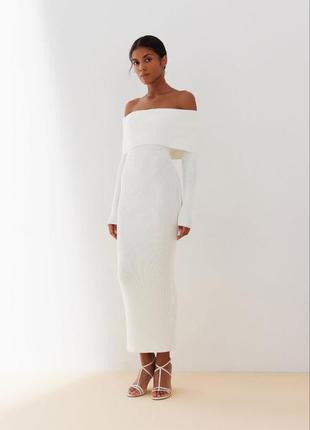 Тренд весни 2024 🔝 біла сукня міді рубчик з відкритими плечима 🤍3 фото