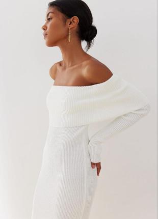 Тренд весни 2024 🔝 біла сукня міді рубчик з відкритими плечима 🤍6 фото