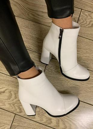 Кожаные полусапожки ручная работа