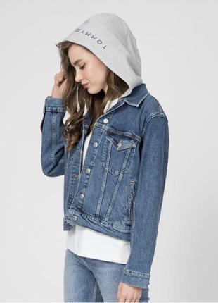 Джинсова куртка