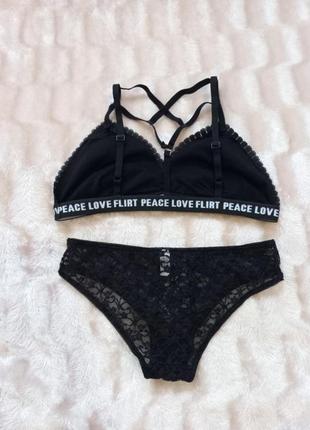 Чорний комплект спідньої білизни/нижня білизна чорна