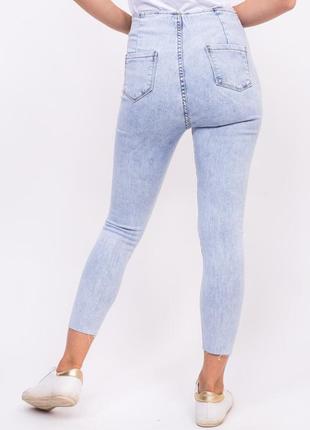 Стильные стрейчевые джинсы3 фото