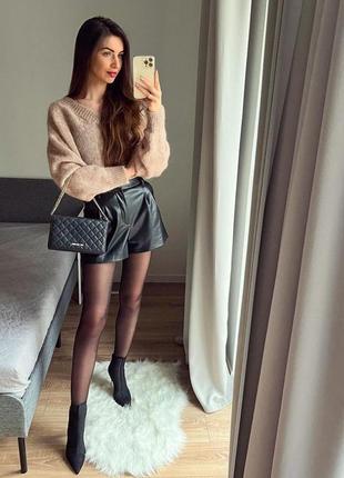 Базовые кожаные шорты высокая посадка, актуальные в стиле zara!