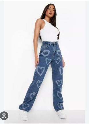 Крутяцкие стильные джинсы с сердочками1 фото