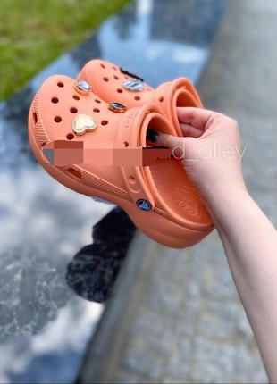 Crocs classic platform  clog + jibbitz,  оригінал5 фото