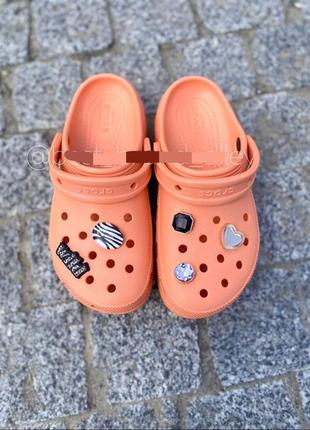 Crocs classic platform  clog + jibbitz,  оригінал3 фото