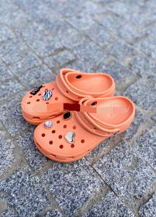 Crocs classic platform  clog + jibbitz,  оригінал