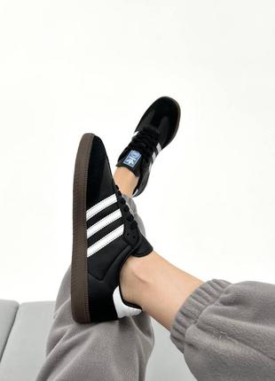 adidas navy samba black жіночі кросівки адідас самба7 фото