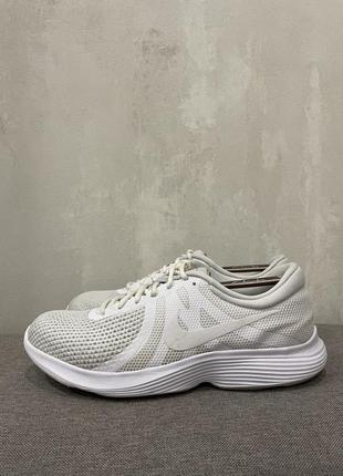 Спортивні бігові кросівки кеди взуття nike revolution3 фото