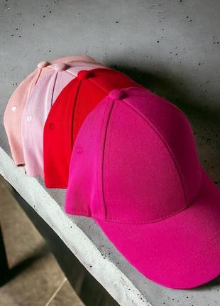 Малиновая кепка бейсболка, яркая розовая кепка без декора, кепка фуксия1 фото