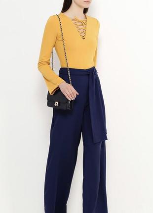 Джемпер с  расклешенным  рукавом 3