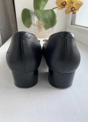 Туфлі-човники-балетки шкіряні respect. розмір вказаний 37, але йдуть на 38.4 фото