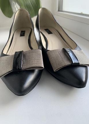 Туфлі-човники-балетки шкіряні respect. розмір вказаний 37, але йдуть на 38.7 фото
