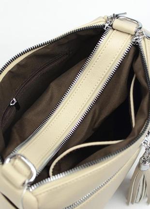 Бежевая женская маленькая сумка клатч через плечо на два отделения на молнии8 фото