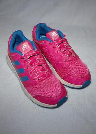 Кросівки фірми adidas 34 розміри за устілкою 22 см.