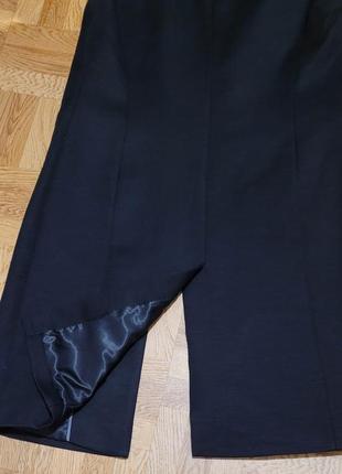 Жилет черный на подкладке из костюмной ткани до колена8 фото