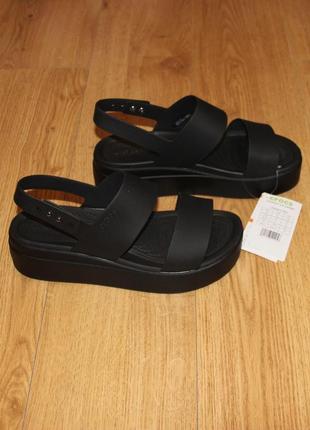 Жіночі босоніжки crocs brooklyn low wedge w8, w9 оригінал!