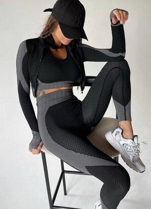 Жіночий спортивний костюм трійка для занять спортом кофта та лосіни в асортименті4 фото