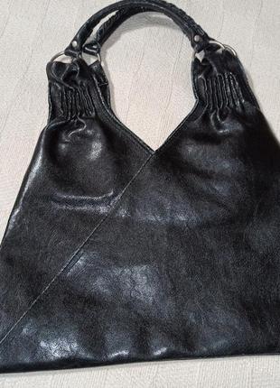 Сумка кожаная женская черная на плечо6 фото