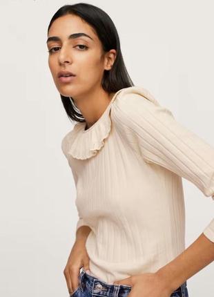 Ребристая трикотажная блуза в рубчик бренда mango3 фото
