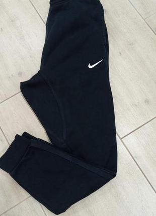 Спортивные штаны nike