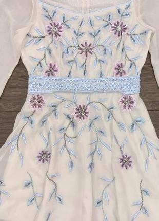 Крутое нюдовое цветочное вышитое шифоновое нюдовое платье платье"v by very",xs/s 424 фото