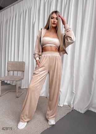 Жіночий велюровий костюм трійка