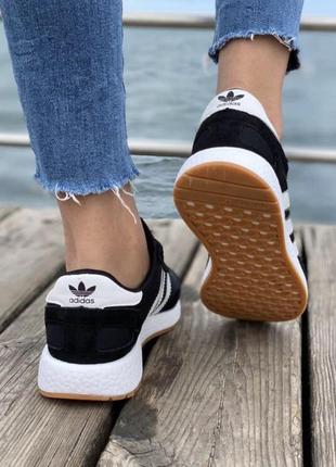 Кросівки класичні adidas iniki runner  black white  лёгкие текстильные кроссовки адидас иники чорные с белым5 фото