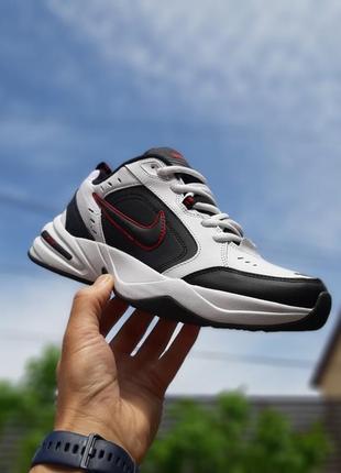 Чоловічі кросівки nike air monarch білі з чорним