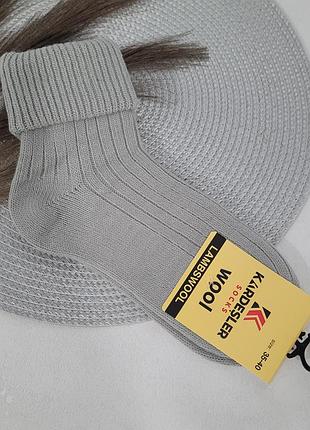 Трендовые шерстяные женские носки с отворотом8 фото