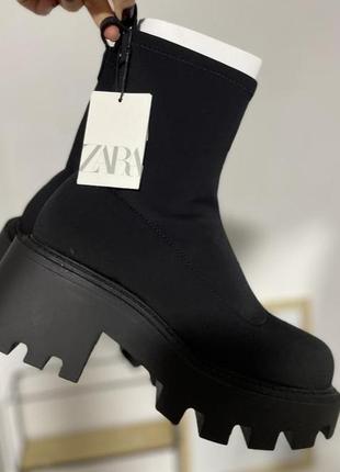 Zara черевики - панчохи,ботільйони демісезонні2 фото