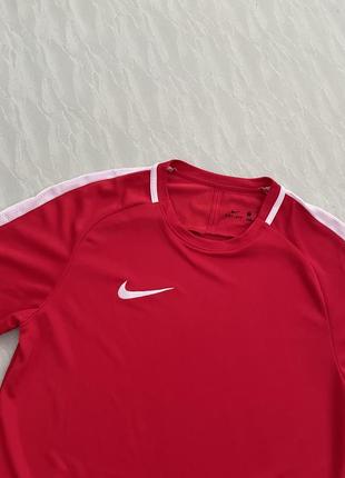 Спортивна футболка nike dri-fit2 фото