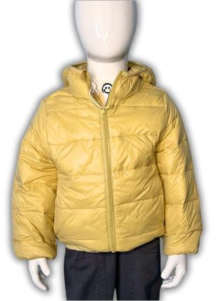 Жовта демісезонна дитяча куртка
