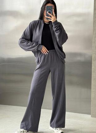 Костюм спортивный женский однотонный оверсайз кофта на молнии брюки свободного кроя на высокой посадке качественный стильный трендовый графитовый черный1 фото