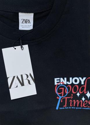 Черная футболка zara с фотографическим принтом &lt;unk&gt; 1165/301 🖇️ в наличии l4 фото