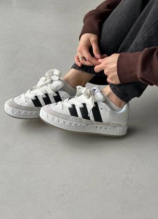 Жіночі кросівки adidas adimatic grey one/core black