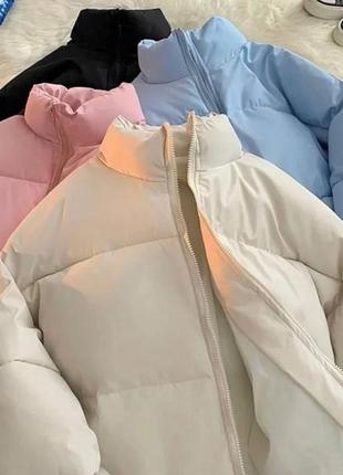 Куртка вільного крою плащівка на синтепоні базова курточка комір стійка рукава на резинці тепла стильна чорна біла синя блакитна сіра рожева6 фото