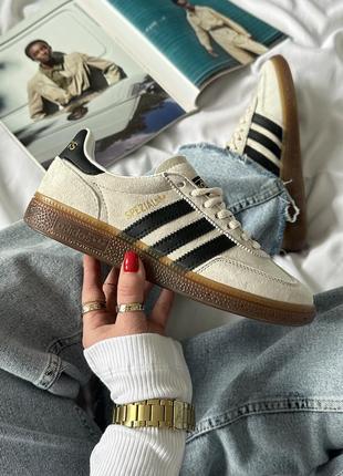 Шикарные женские кроссовки adidas spezial beige black бежевые