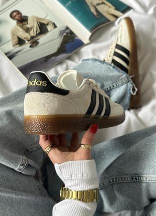 Шикарные женские кроссовки adidas spezial beige black бежевые4 фото