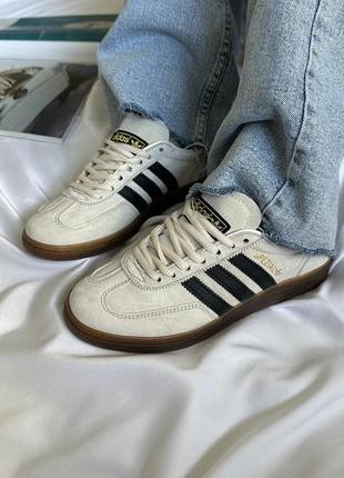 Розкішні жіночі кросівки adidas spezial beige black бежеві7 фото