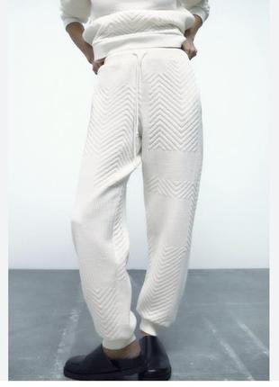 Брюки-джоггеры от zara