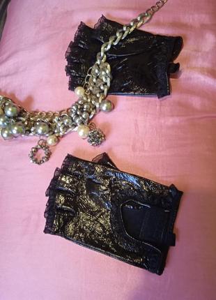 Лаковые перчаточки 🌺🌸💜🥰.новые