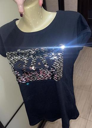 Роскошная футболка с пайетками топ