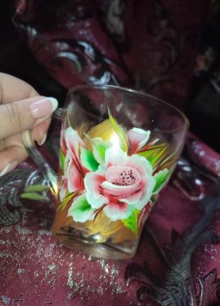 Подарочный набор стеклянная чашка с ручной росписью и коробка конфет2 фото