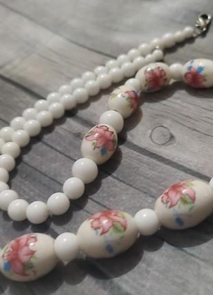 Ожерелье винтажное молочное стекло и фарфор