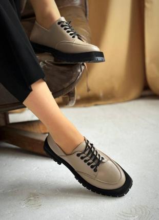 Стильные туфли на шнуровке4 фото