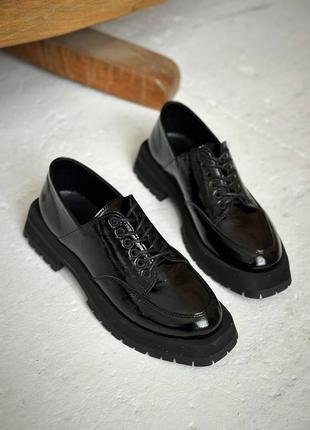 Стильные туфли на шнуровке2 фото