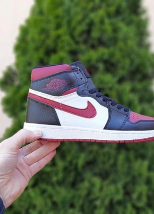 Мужские кроссовки nike air jordan 1 retro white black burgundy джордан белого с черным и бордовым цветами4 фото